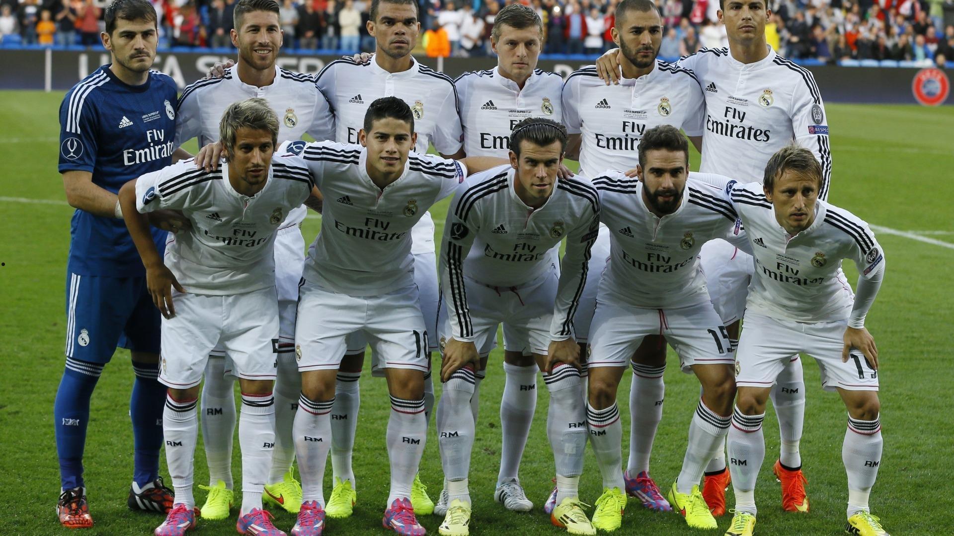 詹姆斯末节狂砍20分率队逆转，湖人险胜勇士晋级西部决赛