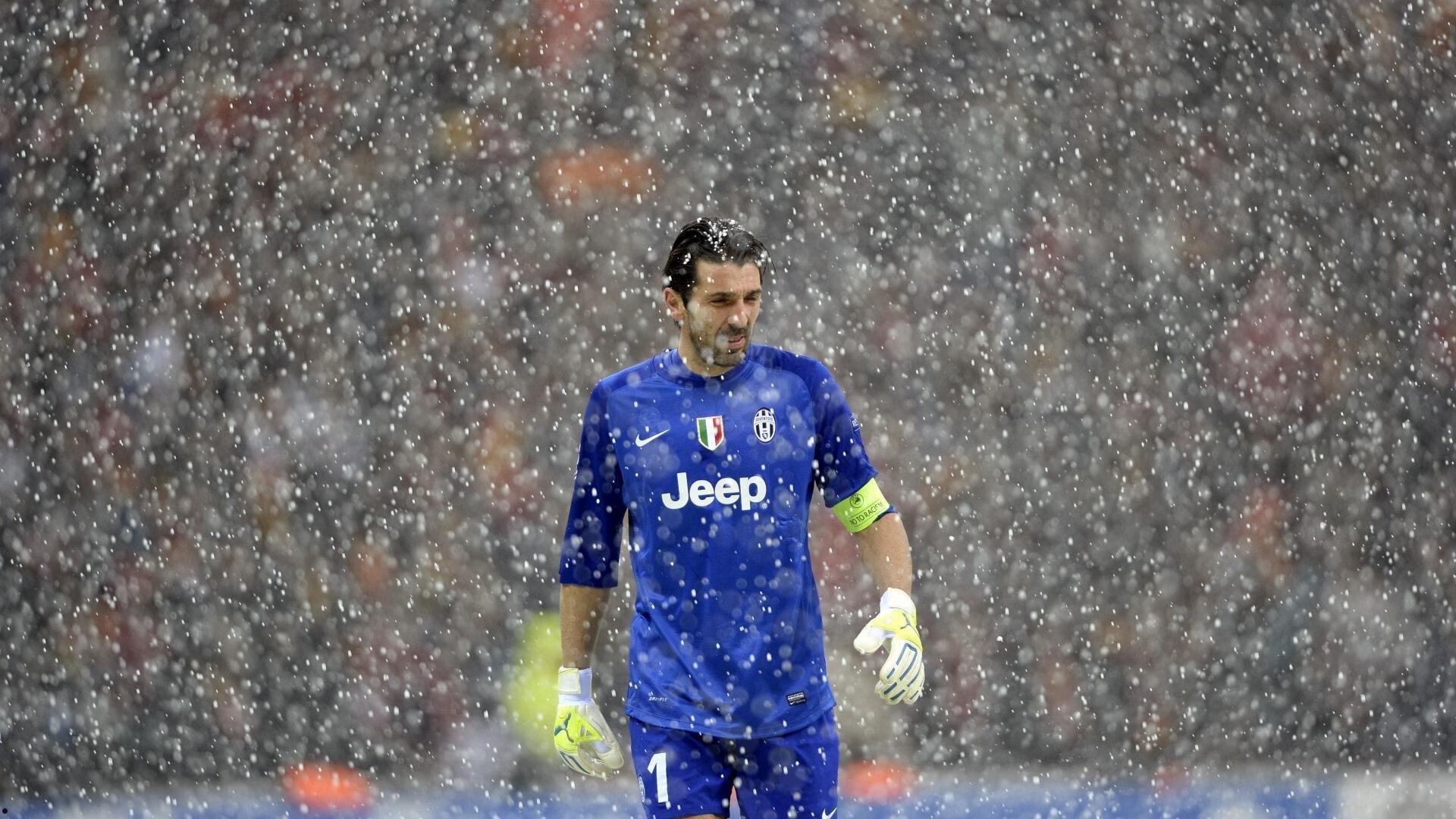 黑马突围！无名小将爆冷击败世界冠军，改写赛事历史